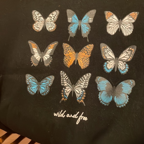 SHEIN Butterfly Sweatshirt 🦋 - Picture 7 of 11